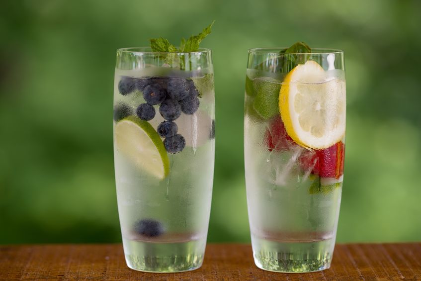 The Benefits of Infused Water and 5 Tasty Flavor Ideas